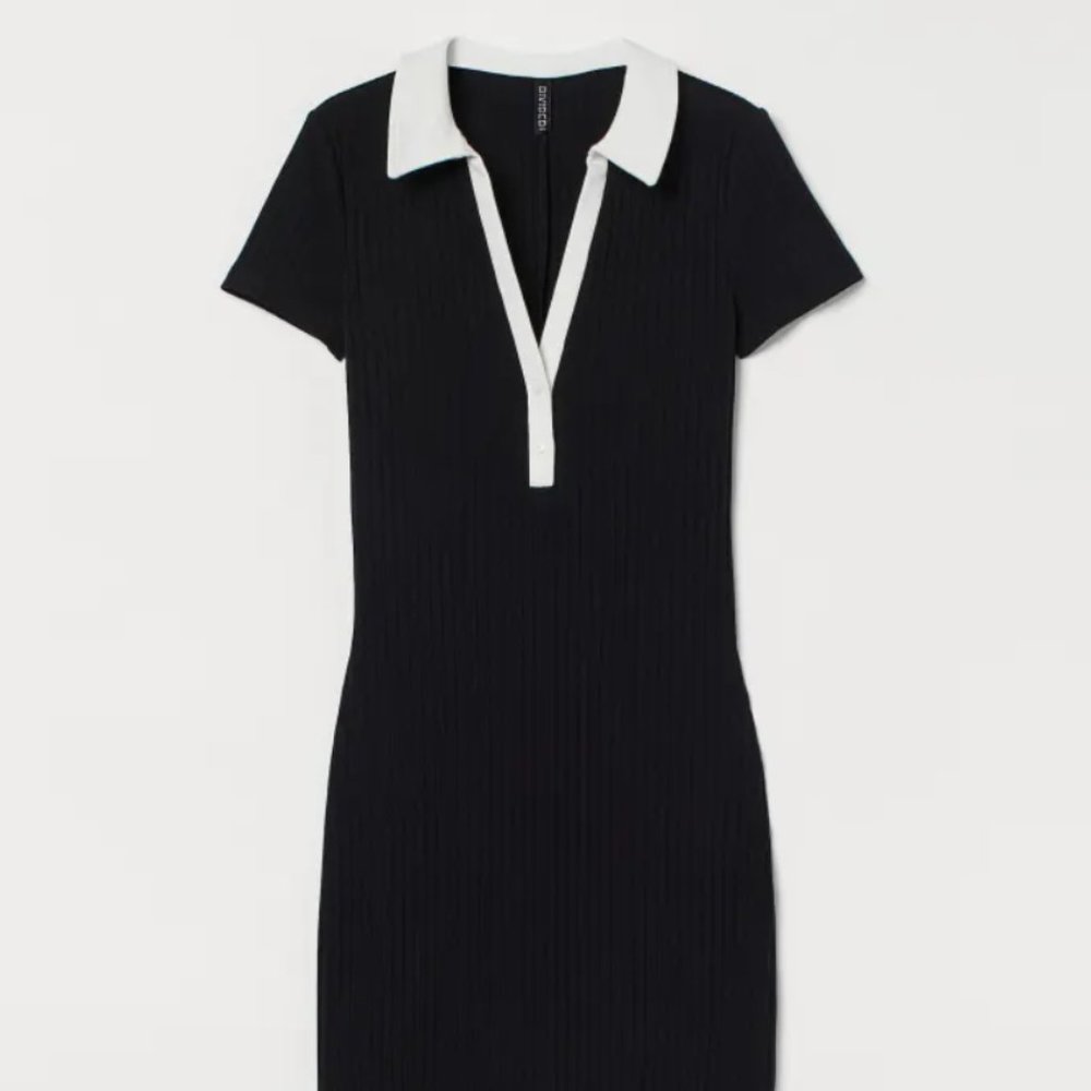 Midi Black and White Collared Dress